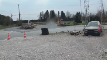 Outdoorpissen Screencap 14 on www.sinx.com