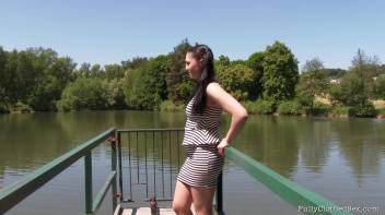 Doin’ It Dirty By The Lake Screencap 1 on www.sinx.com