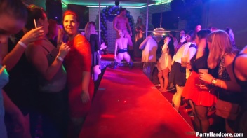 Party Hardcore Gone Crazy Vol. 38 Part 4 - Cam 1 Screencap 70 on www.sinx.com