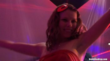 Valentine's Day Vaginas Part 4 - Shower Cam Screencap 59 on www.sinx.com