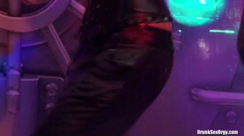 Valentine's Day Vaginas Part 4 - Shower Cam Screencap 42 on www.sinx.com