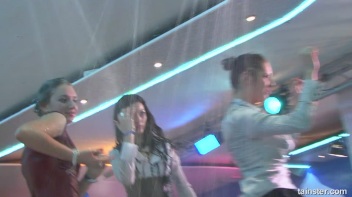 Winter WonderBang Part 3 - Cam 4 Screencap 17 on www.sinx.com