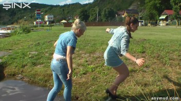 Hot Babes Catfight In Muddy Stream Screencap 13 on www.sinx.com