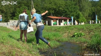 Hot Babes Catfight In Muddy Stream Screencap 36 on www.sinx.com