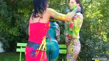 Extreme Finger Painting Goes Eurobabe Brawl Screencap 31 on www.sinx.com