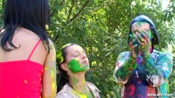 Extreme Finger Painting Goes Eurobabe Brawl Screencap 35 on www.sinx.com