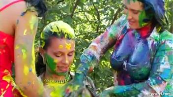 Extreme Finger Painting Goes Eurobabe Brawl Screencap 37 on www.sinx.com