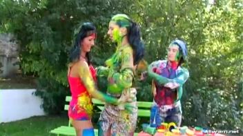 Extreme Finger Painting Goes Eurobabe Brawl Screencap 44 on www.sinx.com