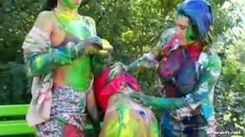 Extreme Finger Painting Goes Eurobabe Brawl Screencap 47 on www.sinx.com