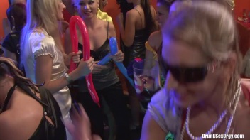 Bikini Beach Balls Part 2 - Main Edit Screencap 12 on www.sinx.com