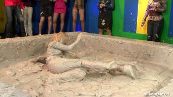 Jeans vs. Latex Mud Battle Screencap 17 on www.sinx.com