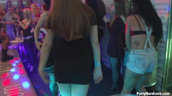 Party Hardcore Gone Crazy Vol. 11 Part 2 - Cam 3 Screencap 76 on www.sinx.com