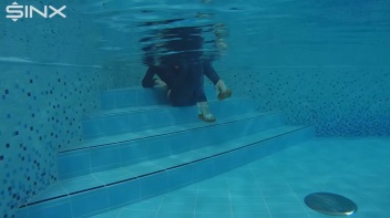 Denim Covered Blonde Takes A Dip Screencap 39 on www.sinx.com