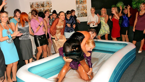 Latest deal - Head To Head In The Oil Pit