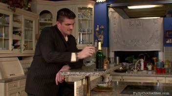 Sweet Dreams Are Made Of These Screencap 1 on www.sinx.com