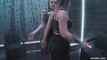 Topless Titty Shaking Hotties Have A Shower Screencap 2 on www.sinx.com