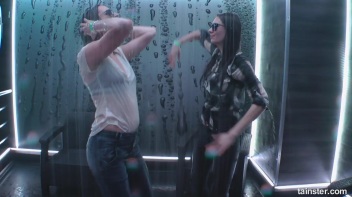 Topless Titty Shaking Hotties Have A Shower Screencap 65 on www.sinx.com