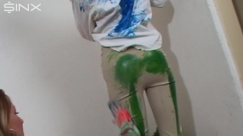 Dressed Babes Paint Each Others Outfits Screencap 27 on www.sinx.com