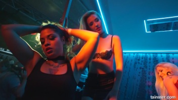 Lezzies - The Femme Fest Part 2 - Main Edit Screencap 17 on www.sinx.com