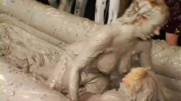 Going For Gold In The Mud Screencap 12 on www.sinx.com