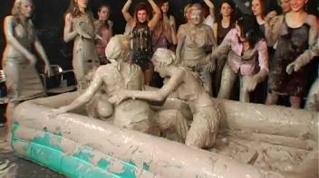 Going For Gold In The Mud Screencap 16 on www.sinx.com