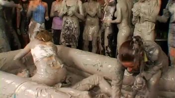 Going For Gold In The Mud Screencap 63 on www.sinx.com