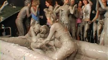 Going For Gold In The Mud Screencap 71 on www.sinx.com