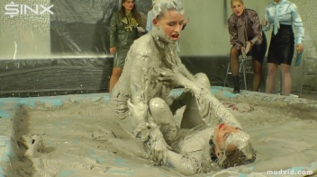 Two Sophisticated Ladies Wrestle In Mud Screencap 51 on www.sinx.com