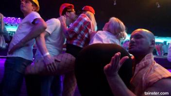 COCKS 'N' CLITS Construction Company Part 1 - Main Edit Screencap 7 on www.sinx.com