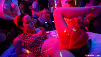 COCKS 'N' CLITS Construction Company Part 1 - Main Edit Screencap 45 on www.sinx.com