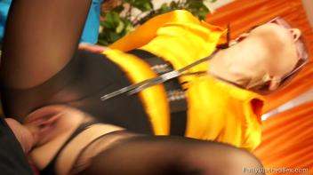 Busting A Nut On Bloused Up Beauties Screencap 63 on www.sinx.com