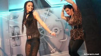 We Can Wetlook Dance If We Want To Screencap 19 on www.sinx.com