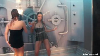 We Can Wetlook Dance If We Want To Screencap 80 on www.sinx.com