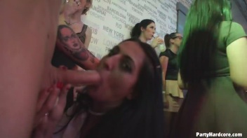 Party Hardcore Gone Crazy Vol. 33 Part 1 - Main Edit Screencap 86 on www.sinx.com