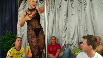 Barbara Summer's Splooge Shower Screencap 2 on www.sinx.com