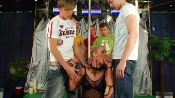 Barbara Summer's Splooge Shower Screencap 8 on www.sinx.com