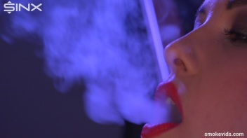 Simply Smoking, Sultry Goddess' Smokey Scene Screencap 13 on www.sinx.com