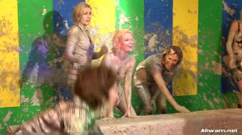 Mud Splattered Eurobabes Screencap 20 on www.sinx.com