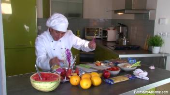 Gourmet Piss Bang P1 Screencap 7 on www.sinx.com