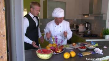 Gourmet Piss Bang P1 Screencap 8 on www.sinx.com