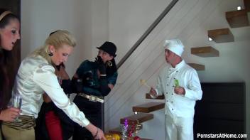 Gourmet Piss Bang P1 Screencap 13 on www.sinx.com