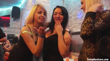 Party Hardcore Gone Crazy Vol. 9 Part 6 - Cam 3 Screencap 44 on www.sinx.com
