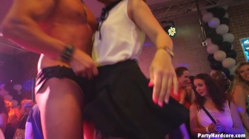 Party Hardcore Gone Crazy Vol. 37 Part 1 - Cam 1 Screencap 87 on www.sinx.com