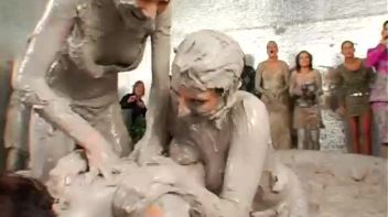Tit-to-Tit Mud Combat! Screencap 42 on www.sinx.com