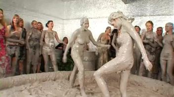Tit-to-Tit Mud Combat! Screencap 69 on www.sinx.com