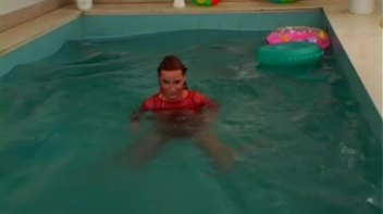 Jasmina Takes A Ton Of Weena Screencap 86 on www.sinx.com