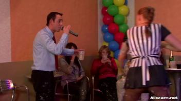 Eurobabes Slammed In The Mud Screencap 45 on www.sinx.com