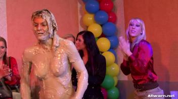 Eurobabes Slammed In The Mud Screencap 60 on www.sinx.com