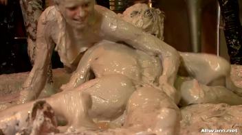 Eurobabes Slammed In The Mud Screencap 67 on www.sinx.com