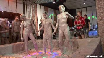 Dirty Duo Turns Into Mud Brawl Screencap 51 on www.sinx.com